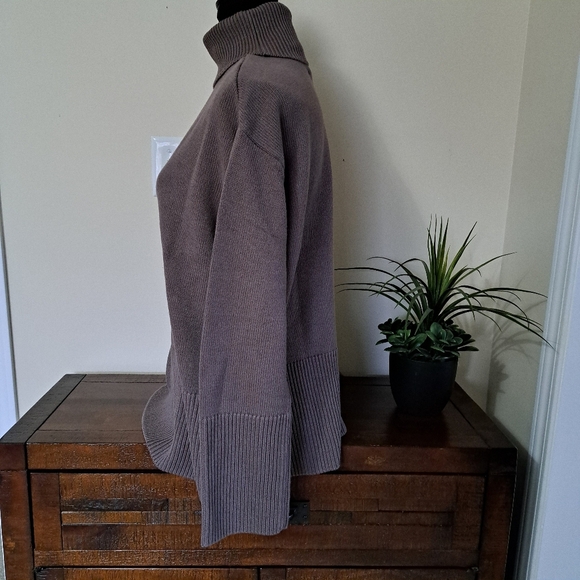 ❤️Gap Turtleneck Sweater Women's Small Brown Split Hem Chunky Knit Ribbed NWT - Picture 7 of 12